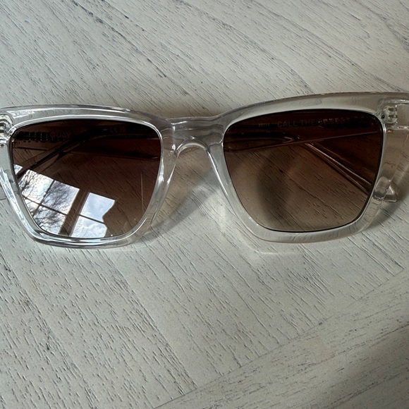 New QUAY Call The Shots 54mm Gradient Cat Eye Sunglasses - Picture 10 of 10